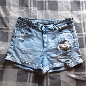 American Eagle Outfitters Mom Shorts size 16